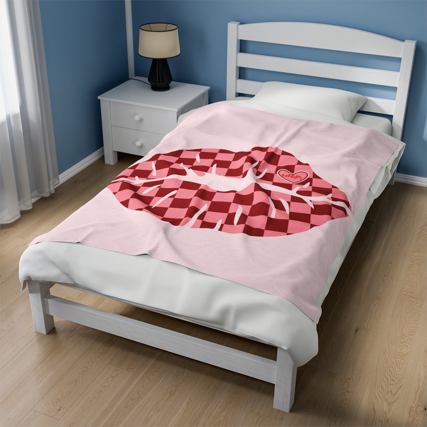 Love Lips Plush Blanket