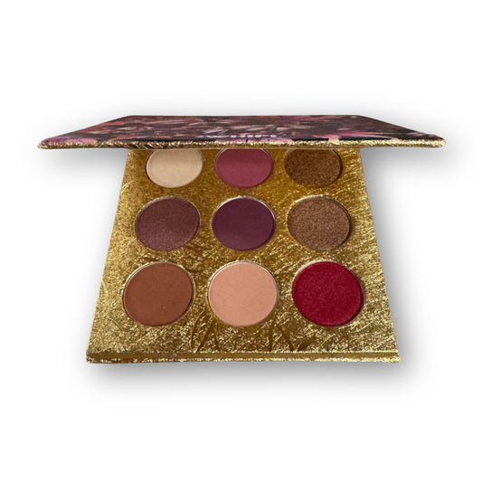 Falling For Growth Eyeshadow Palette