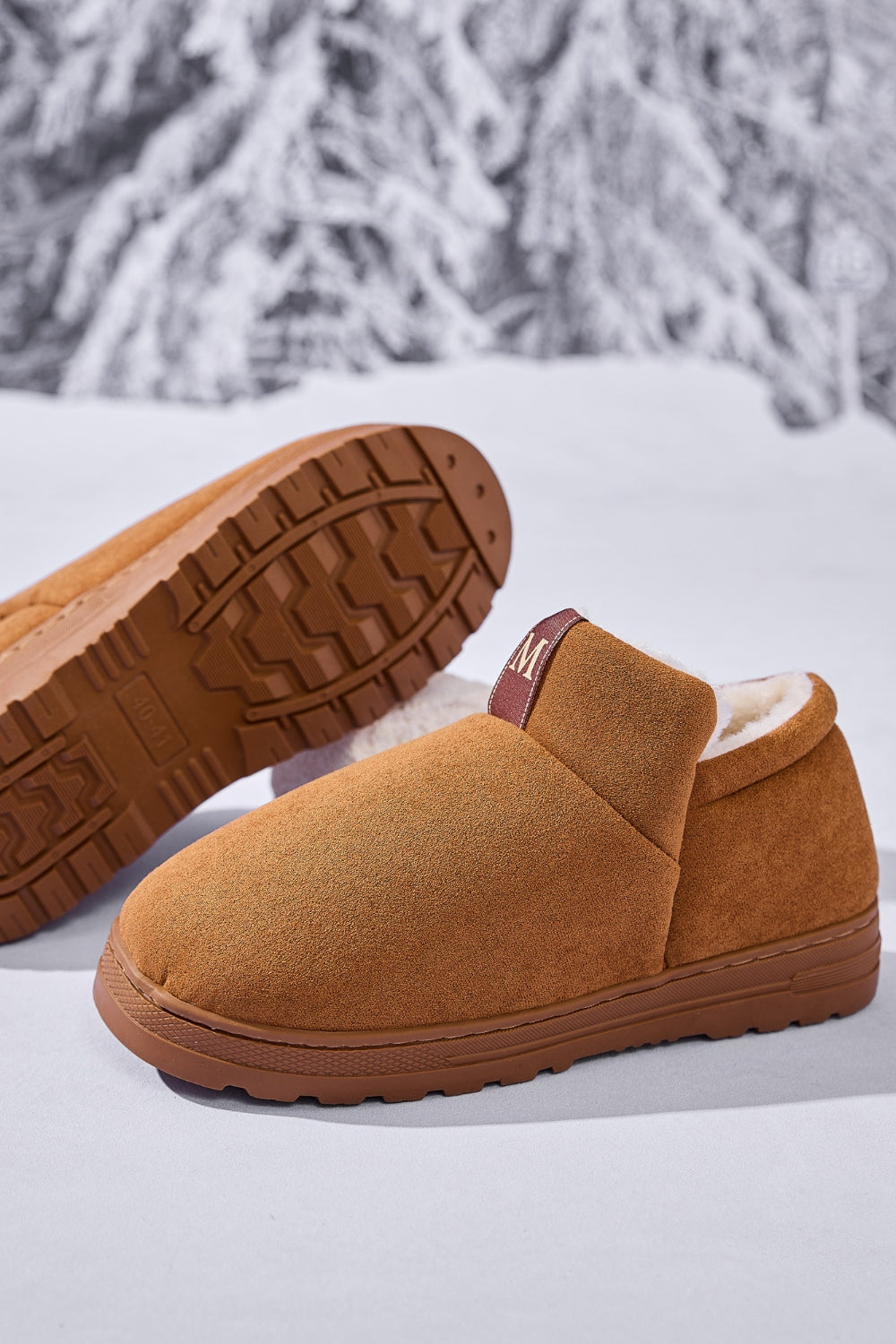 Letter M Suede Round Toe Slippers