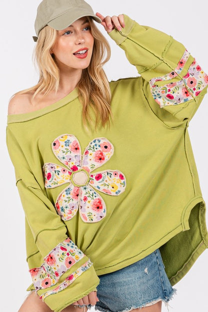 SAGE + FIG Daisy Patch Applique Long Sleeve Sweatshirt