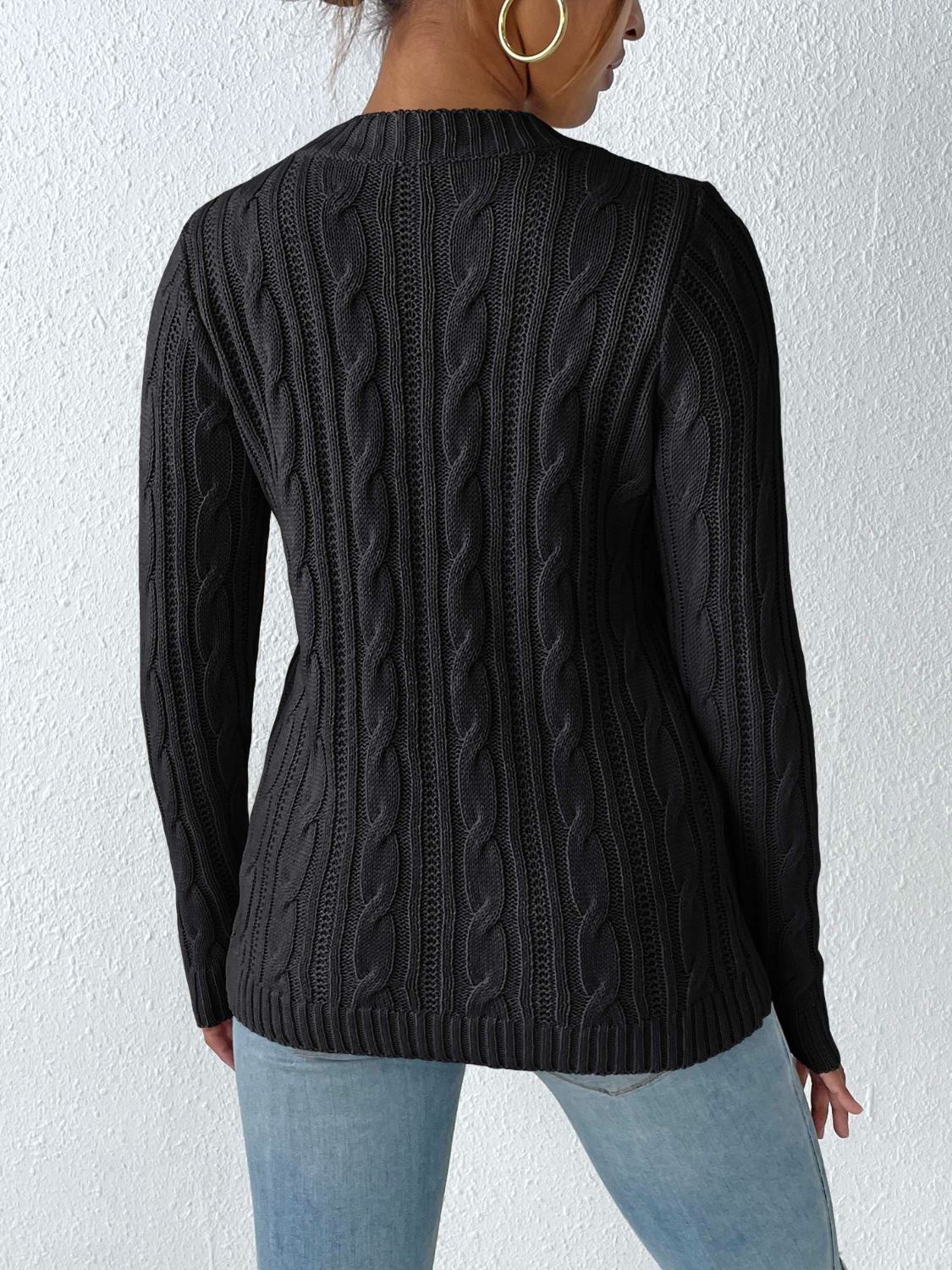 Cable-Knit Round Neck Sweater