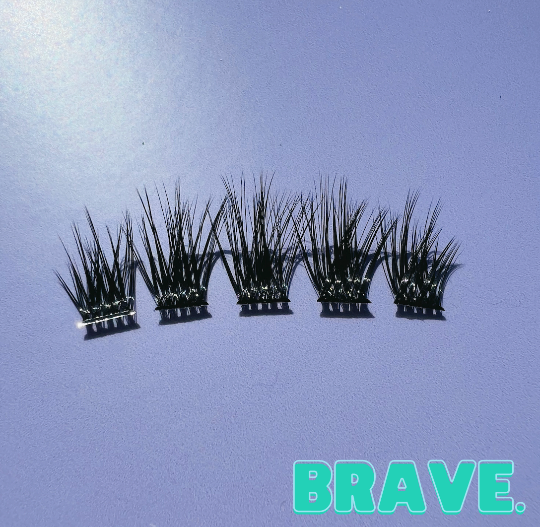 wHiPi. Lash Brave Black