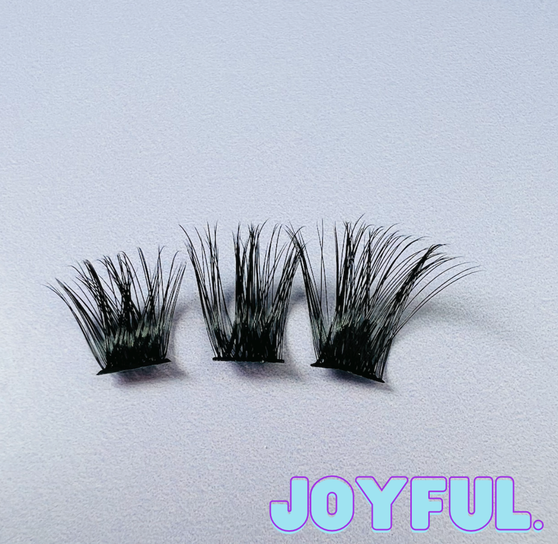 wHiPi. Lash Joyful Black